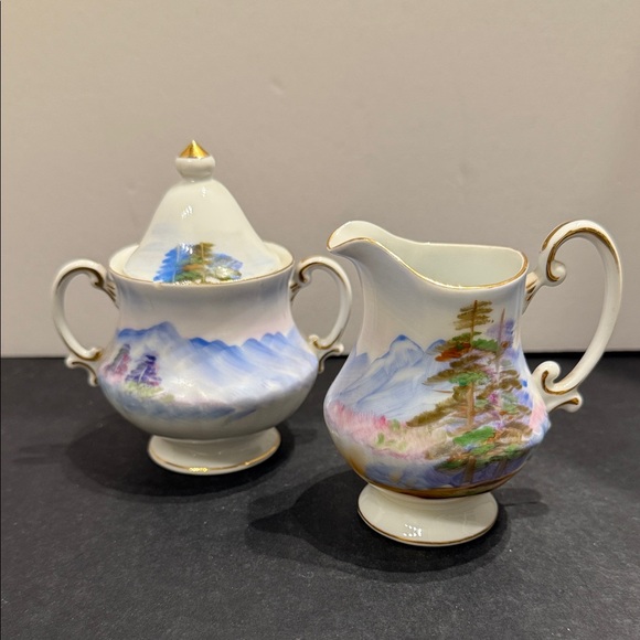Vintage Hand Painted Scenic Creamer and Sugar Set Made in Japan - Picture 1 of 11